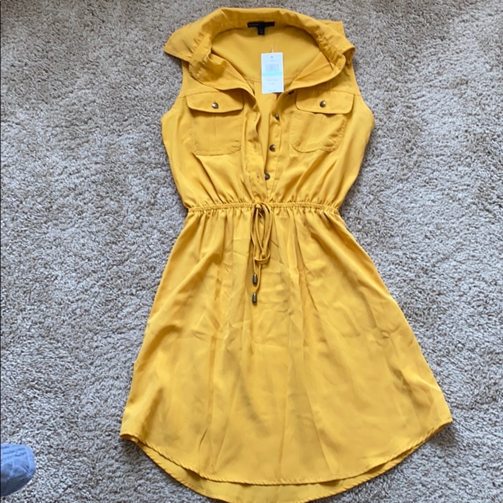 Yellow dress